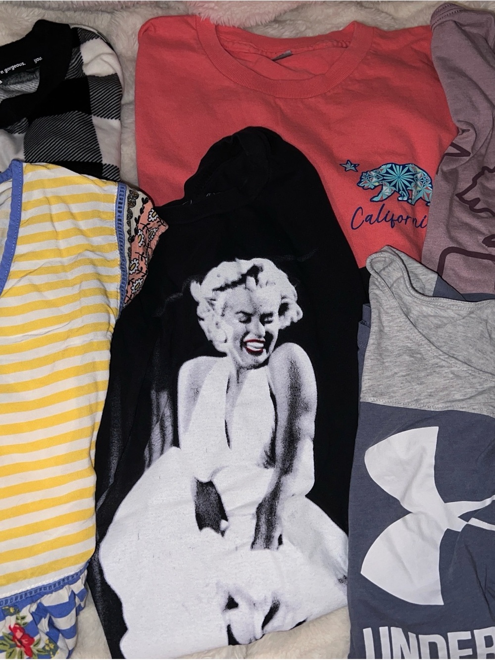 Women’s Size Medium Top Bundle Lot 6 Pcs Matilda Jane Under Armour Graphic